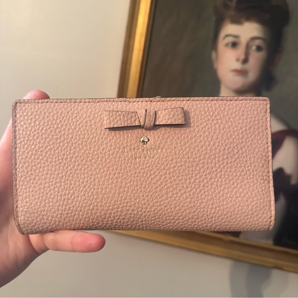 💕🫶♠️ Kate Spade Pink Bow long wallet